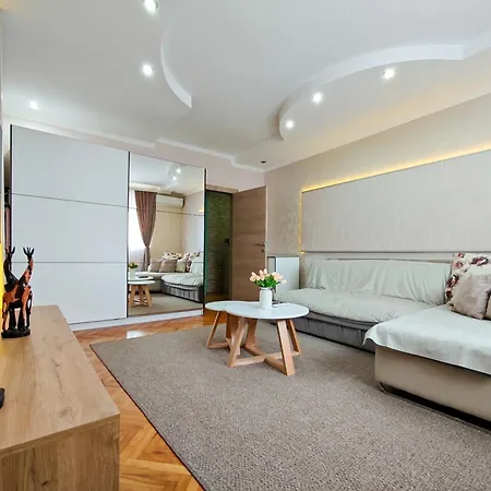 Julija דונג'י מלינובאץ'