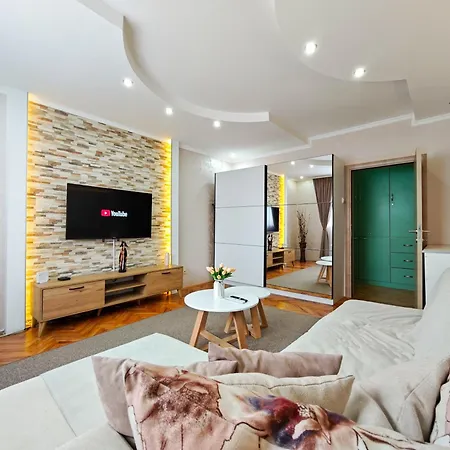 Julija Apartment