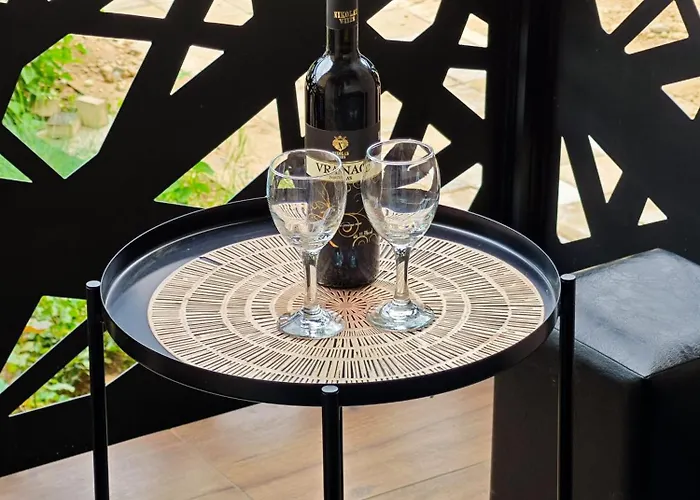 Julija * Donji Milanovac