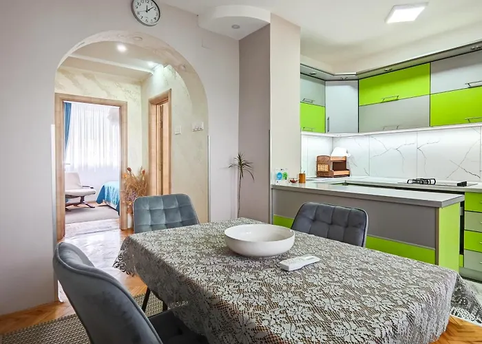 Julija Apartamento *