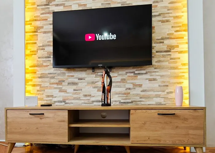 Julija * Donji Milanovac